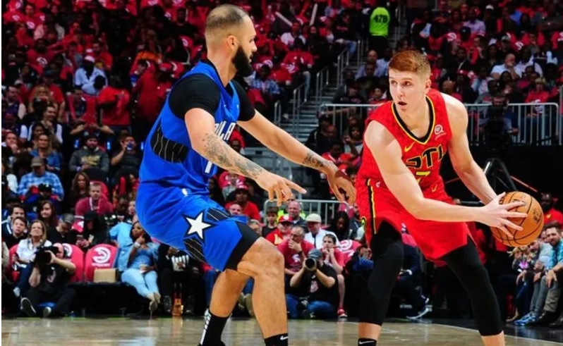 内外对决！亚特兰大老鹰vs奥兰多魔术，火爆NBA直播频道