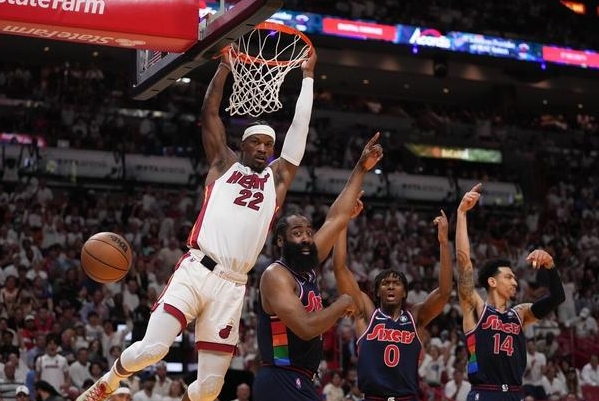 东部强强对决！迈阿密热火VS费城76人，NBA精彩对决即将上演