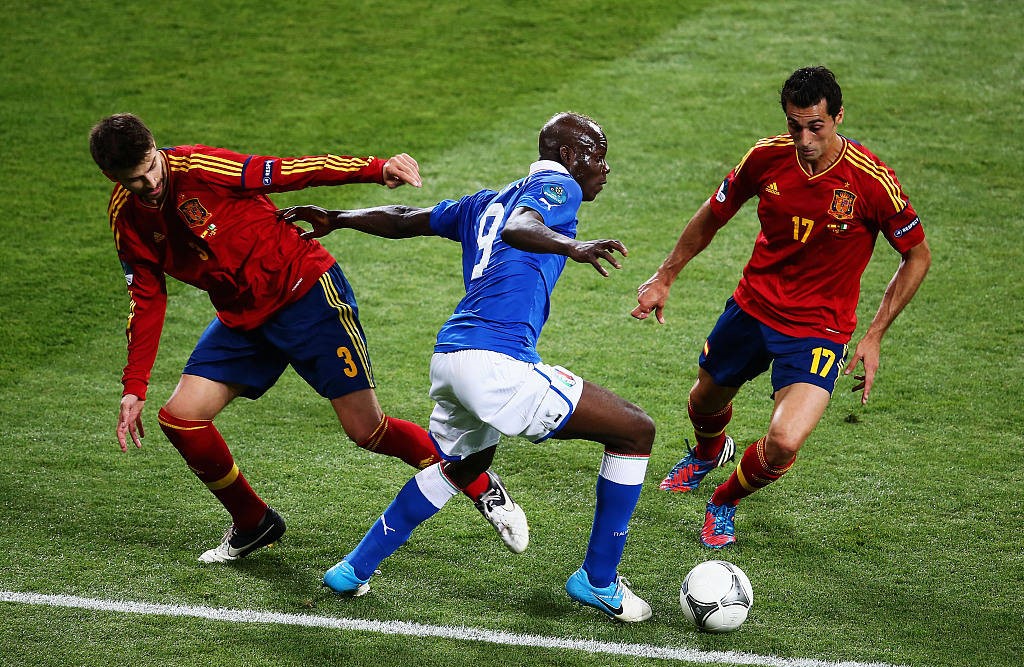 2012年欧洲杯决赛：西班牙对阵意大利—技术与战术的巅峰对决
