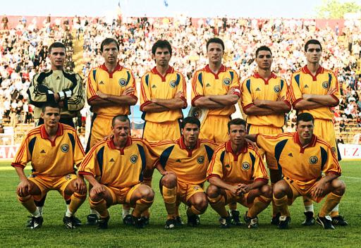 罗马尼亚队的荣耀与坚韧：2000年欧洲杯之旅