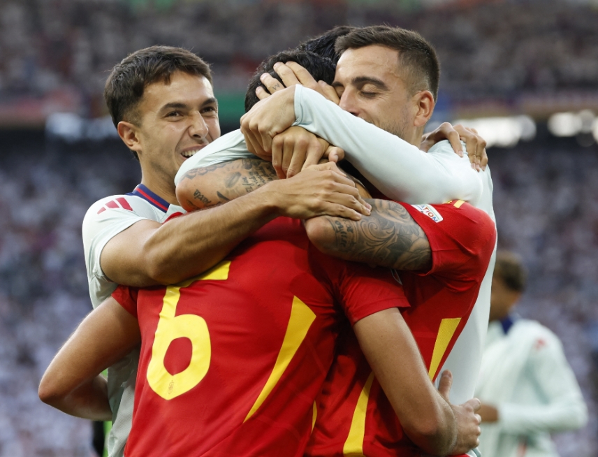 西班牙欧洲杯五战全胜，淘汰东道主德国晋级四强
