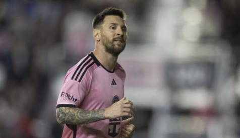 37岁——莱昂内尔-梅西(Lionel Messi)是21世纪美洲杯决赛中首发出场的最年长球员，37岁零20天。