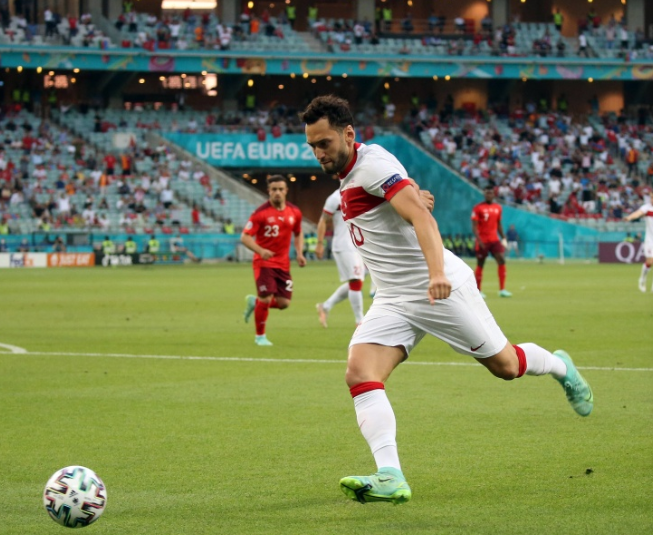 恰尔汗奥卢直言目标：全力争取每一场胜利，土耳其剑指世界杯晋级