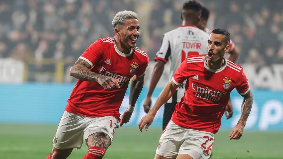 本菲卡欧冠征途：绝境中寻生机，逆风处展锋芒