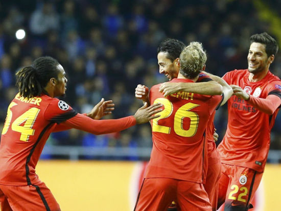 加拉塔萨雷欧冠狂飙:黑马之姿惊艳足坛