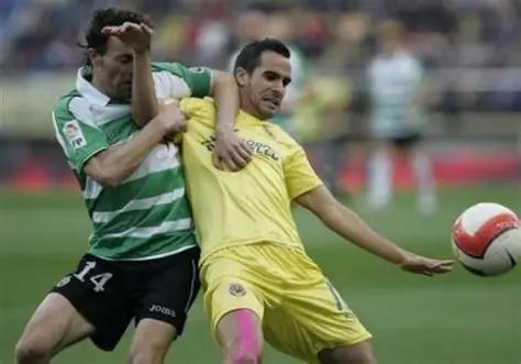 黃潛逐夢(mèng)歐冠：在困境中奏響不屈戰(zhàn)歌