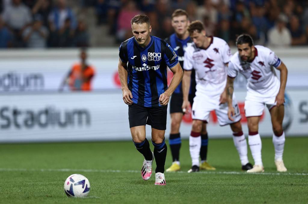 絲路雄鷹的歐冠遠(yuǎn)征:從資格賽黑馬到正賽韌者